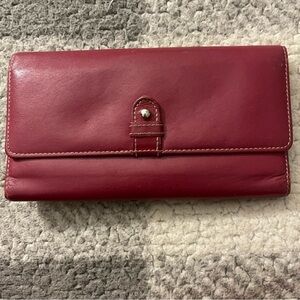 Elegant Red Leather Buxton Women's Trifold Wallet